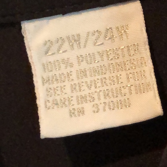 Studio C 22W / 24W short sleeve button down - Picture 2 of 7